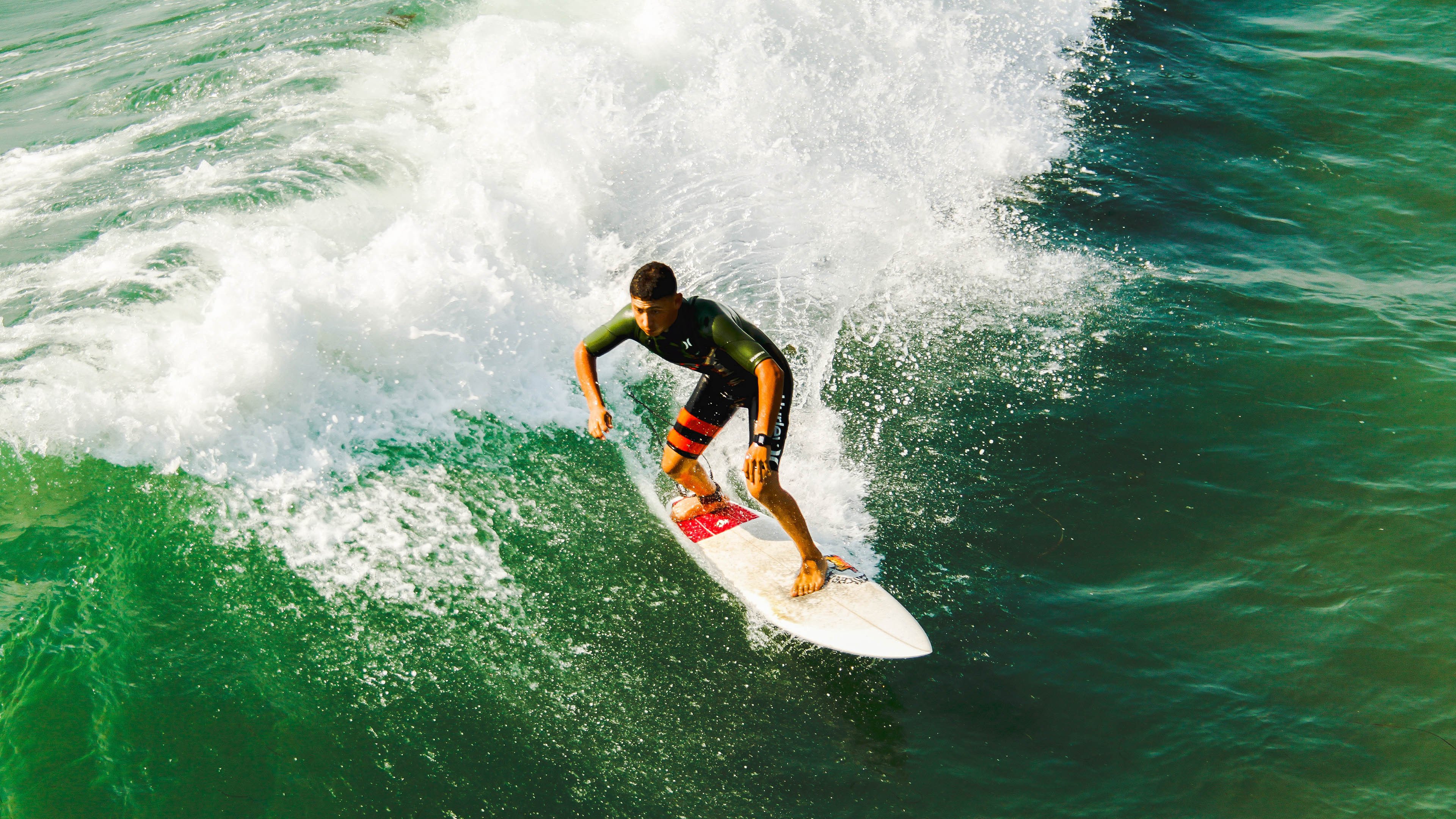 《福布斯》：荷兰女足在预选赛中与法国队激战，荷兰女足咋样